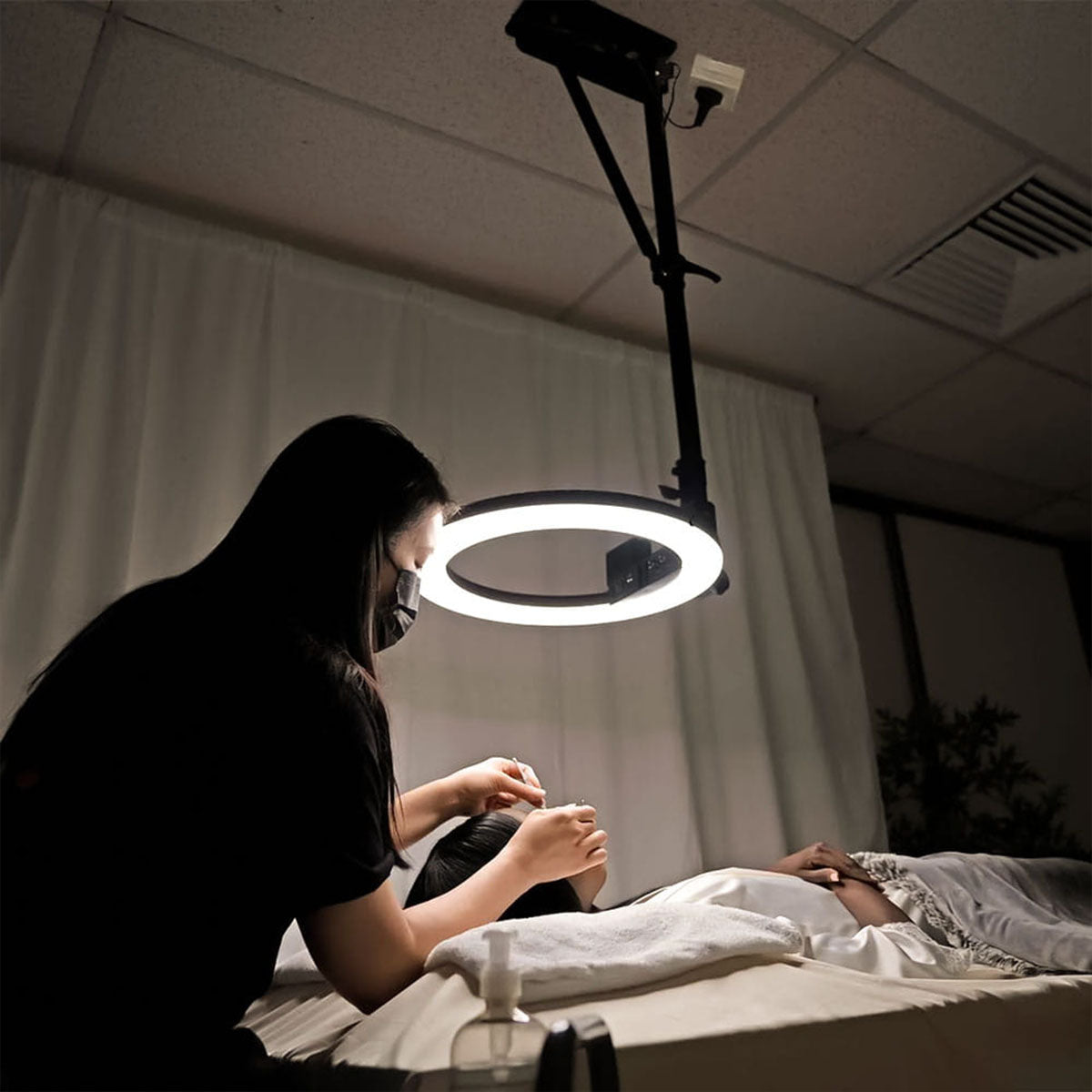 Lampa pierścieniowa LED 18" do tatuażu z uchwytem ściennym