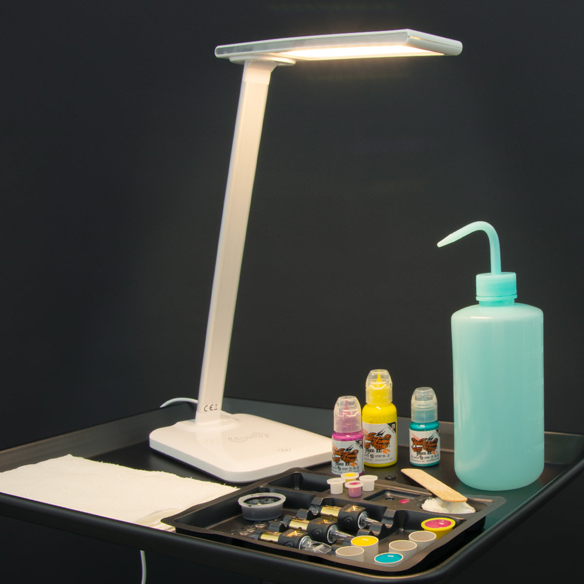 Lampa LED do tatuażu na podstawie