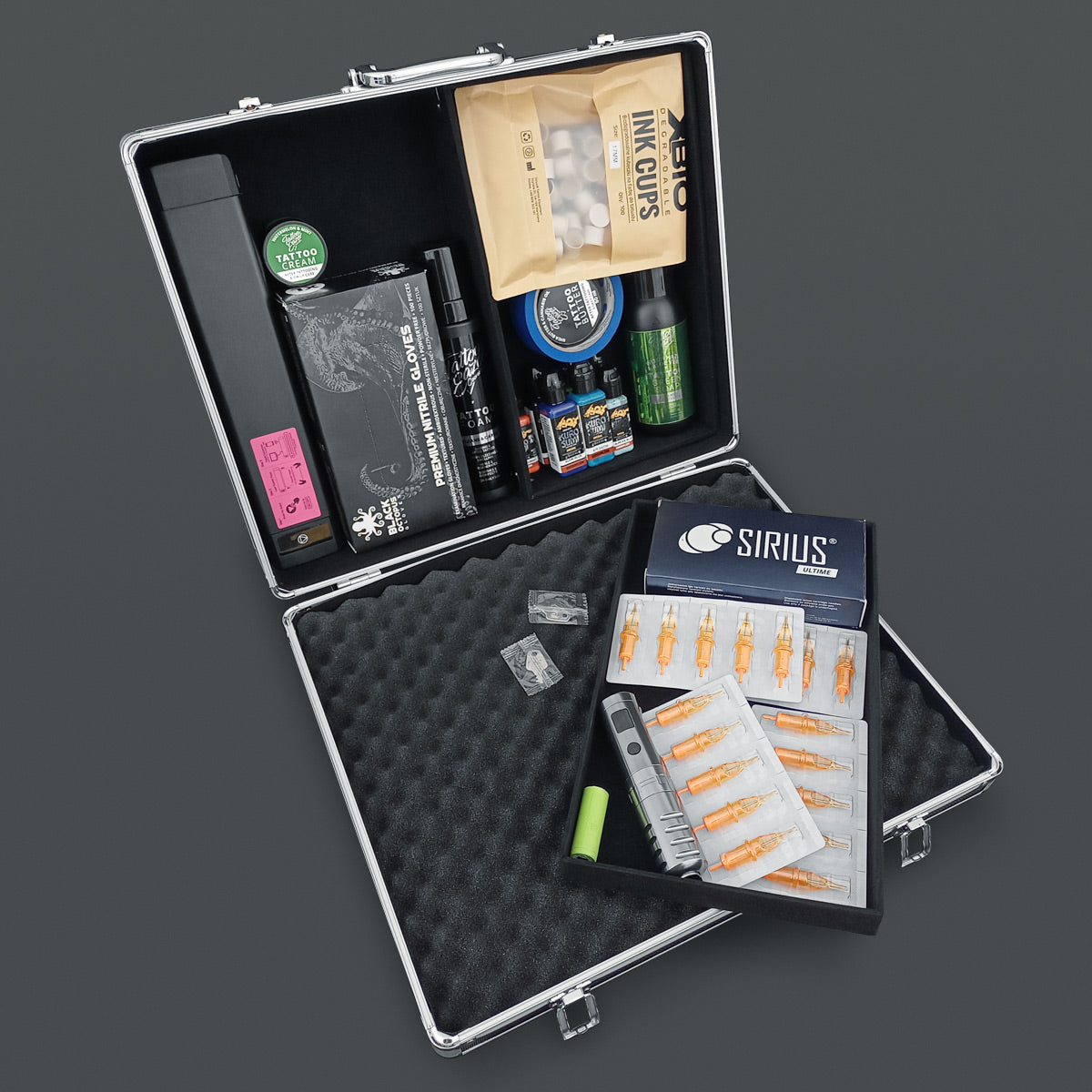 Walizka na sprzęt i akcesoria do tatuażu